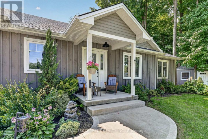 Photo 3 at 729 6th Concession Rd Enr, Cultus, Norfolk County