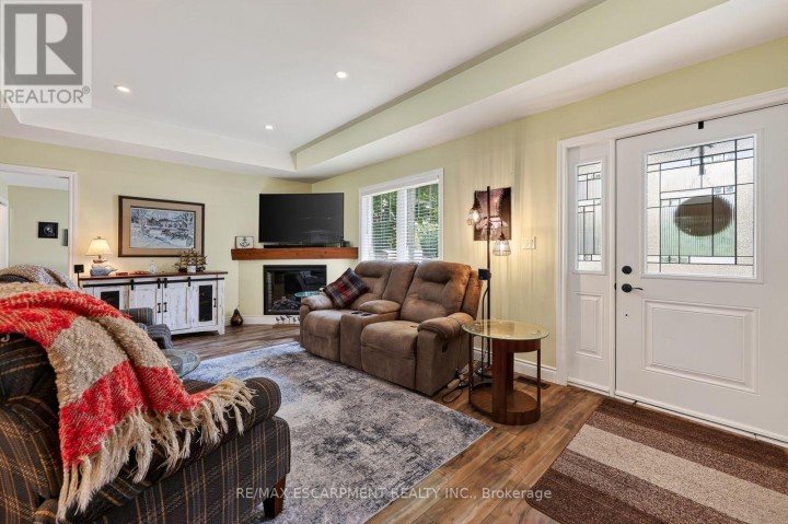 Photo 6 at 729 6th Concession Rd Enr, Cultus, Norfolk County
