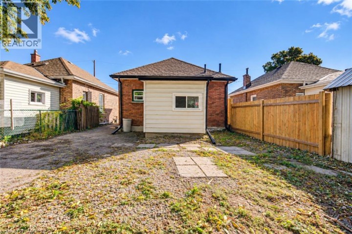 Photo 18 at 46 Maitland Street, East Ward, Brantford