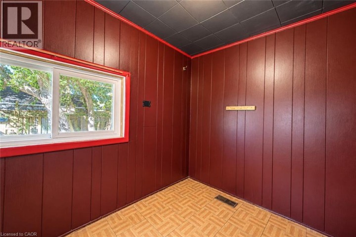 Photo 12 at 46 Maitland Street, East Ward, Brantford