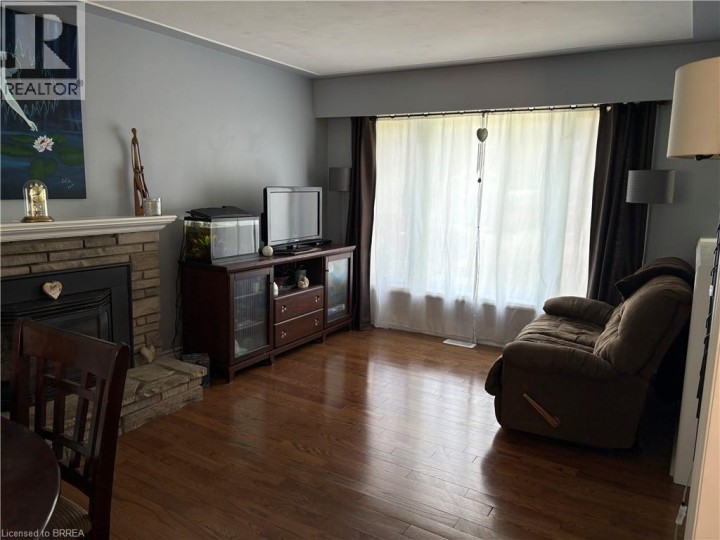 Photo 10 at 56 Forsythe Avenue, Fairview / Greenbrier, Brantford