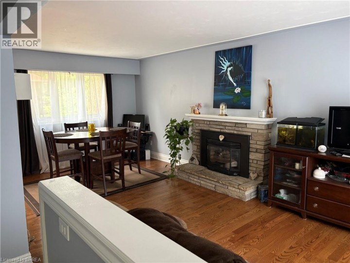 Photo 8 at 56 Forsythe Avenue, Fairview / Greenbrier, Brantford