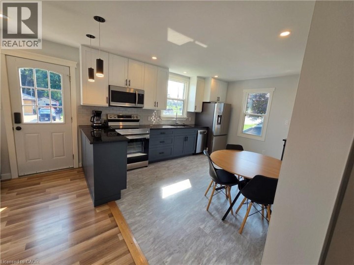Photo 4 at 304 Mill Street, Woodstock - South, Woodstock