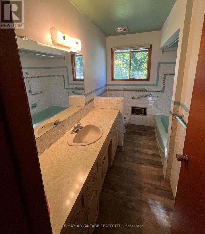Photo 34 at 6 William Street, Tillsonburg