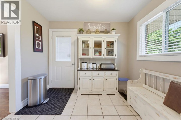 Photo 19 at 27 Brier Crescent, Brier Park, Brantford