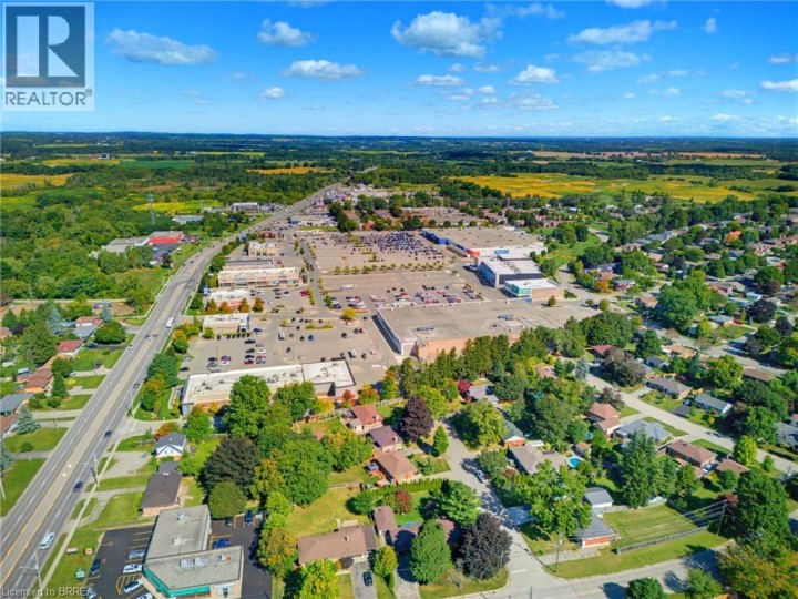 Photo 38 at 27 Brier Crescent, Brier Park, Brantford