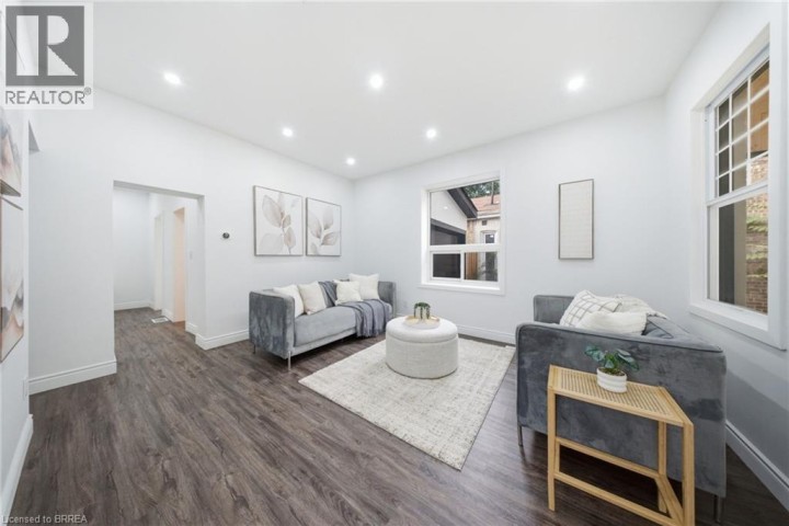 Photo 11 at 42 Peel Street, Victoria / Arthur, Brantford