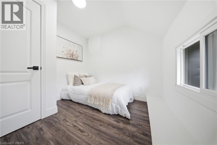 Photo 23 at 42 Peel Street, Victoria / Arthur, Brantford