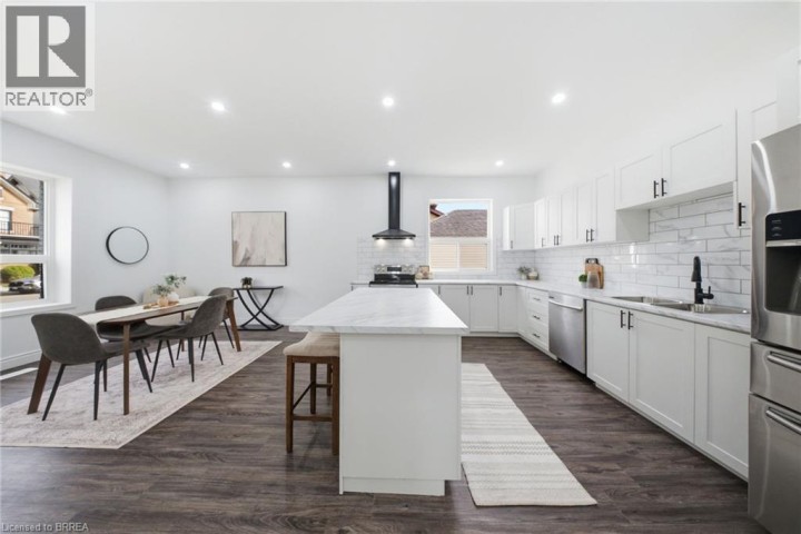 Photo 9 at 42 Peel Street, Victoria / Arthur, Brantford