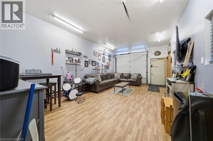Photo 29 at 13 Forest Road, Echo Place, Brantford