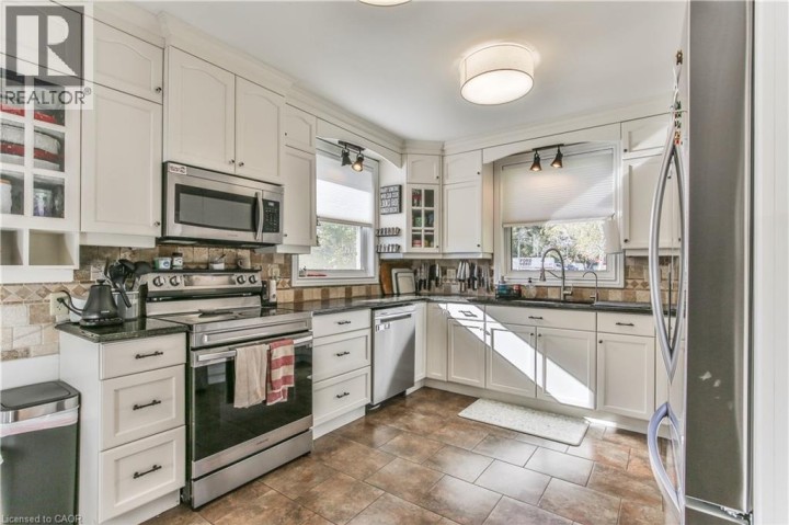 Photo 11 at 66 Lisgar Avenue, Tillsonburg