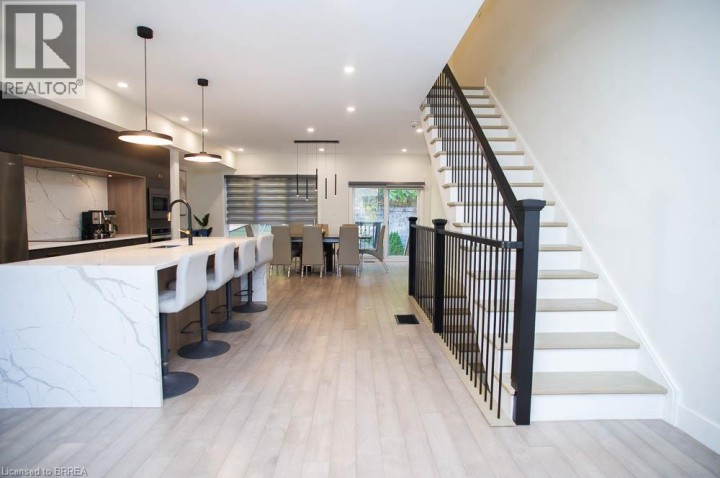 Photo 17 at 4 Harris Avenue, Terrace Hill, Brantford