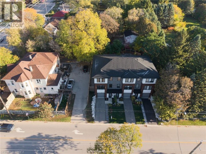 Photo 32 at 4 Harris Avenue, Terrace Hill, Brantford