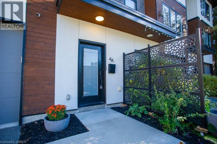 Photo 3 at 4 Harris Avenue, Terrace Hill, Brantford