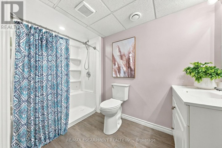 Photo 17 at 915 St George Street, Port Dover, Norfolk County