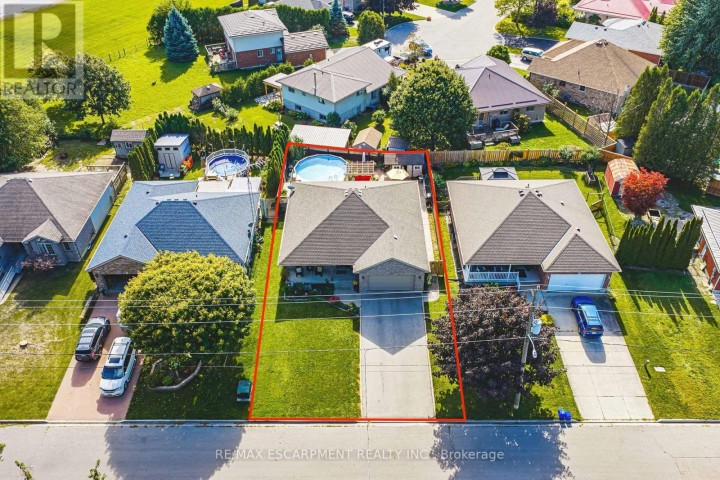 Photo 22 at 915 St George Street, Port Dover, Norfolk County