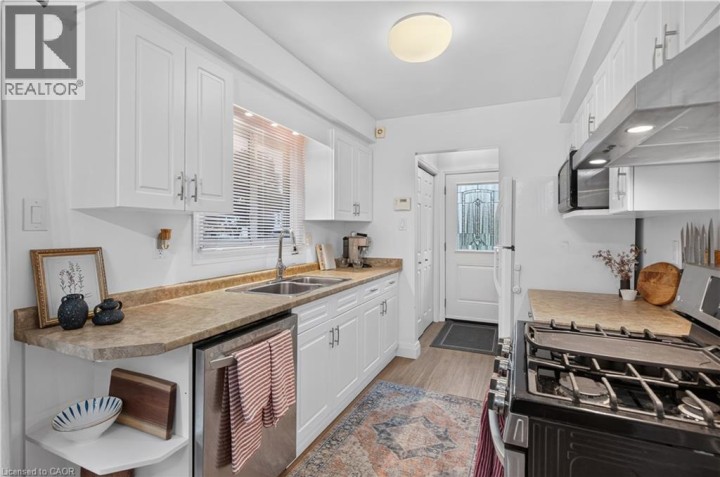 Photo 9 at 38 Southglen Road, Cedarland, Brantford