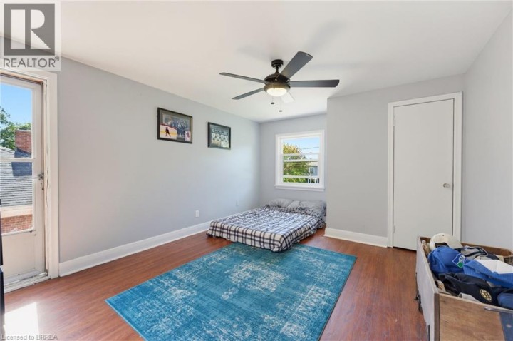 Photo 16 at 38 Admiral Road, Henderson, Brantford