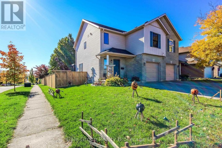 Photo 2 at 769 Southwood Way, Woodstock - South, Woodstock