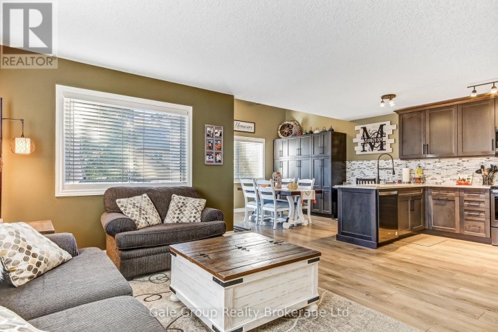 Photo 5 at 769 Southwood Way, Woodstock - South, Woodstock