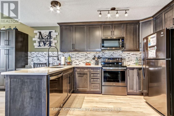 Photo 6 at 769 Southwood Way, Woodstock - South, Woodstock