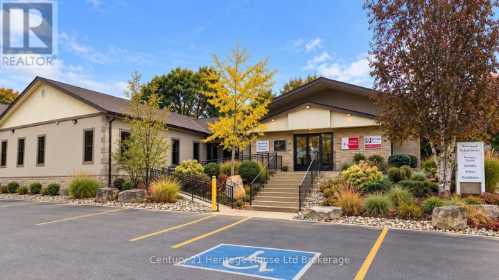 Photo 1 at 729 Devonshire Avenue, Woodstock - North, Woodstock