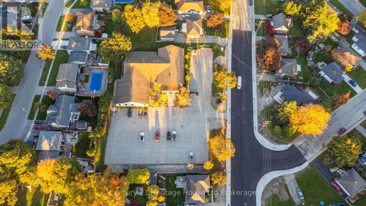 Photo 3 at 729 Devonshire Avenue, Woodstock - North, Woodstock