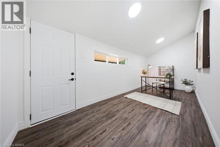 Photo 18 at 42 Peel Street, Victoria / Arthur, Brantford