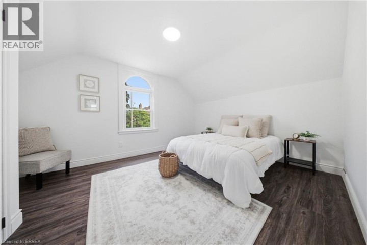Photo 20 at 42 Peel Street, Victoria / Arthur, Brantford