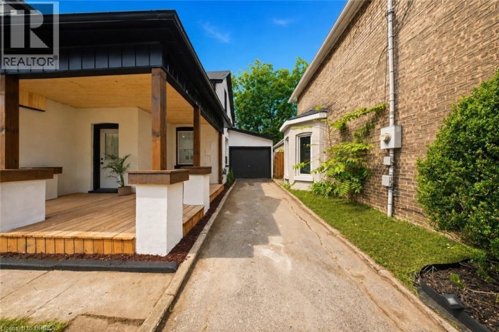 Photo 4 at 42 Peel Street, Victoria / Arthur, Brantford