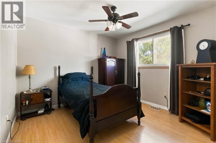 Photo 21 at 42 Wildflower Lane, Brier Park, Brantford