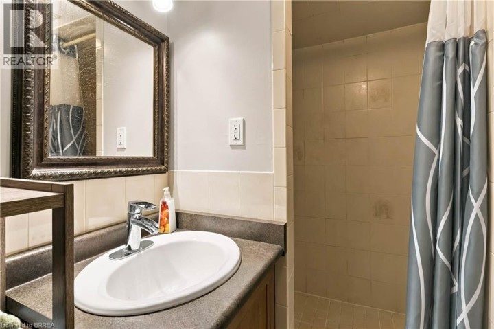 Photo 31 at 42 Wildflower Lane, Brier Park, Brantford