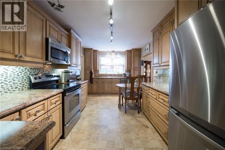 Photo 13 at 57 Devon Street, Henderson, Brantford