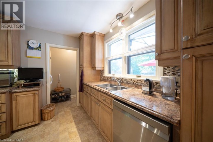 Photo 15 at 57 Devon Street, Henderson, Brantford