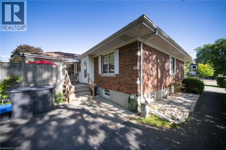 Photo 28 at 57 Devon Street, Henderson, Brantford