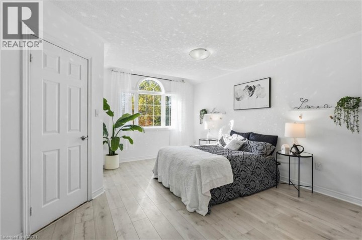 Photo 13 at 113 - 20 McConkey Crescent, Echo Place, Brantford