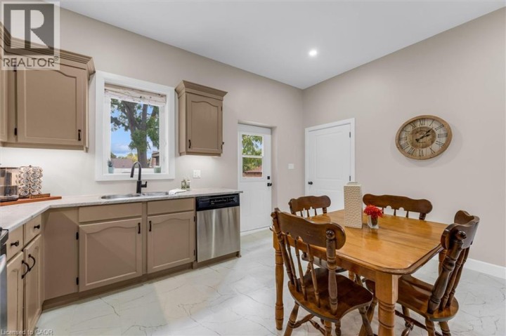 Photo 11 at 348 Dalhousie Street, East Ward, Brantford