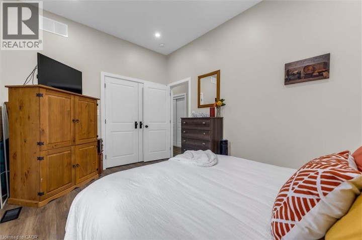 Photo 18 at 348 Dalhousie Street, East Ward, Brantford