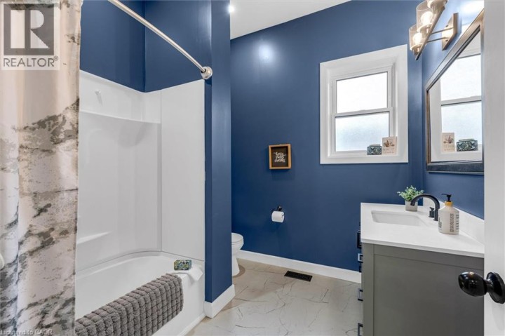 Photo 13 at 348 Dalhousie Street, East Ward, Brantford