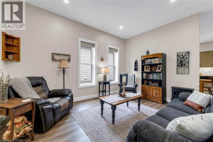 Photo 8 at 348 Dalhousie Street, East Ward, Brantford
