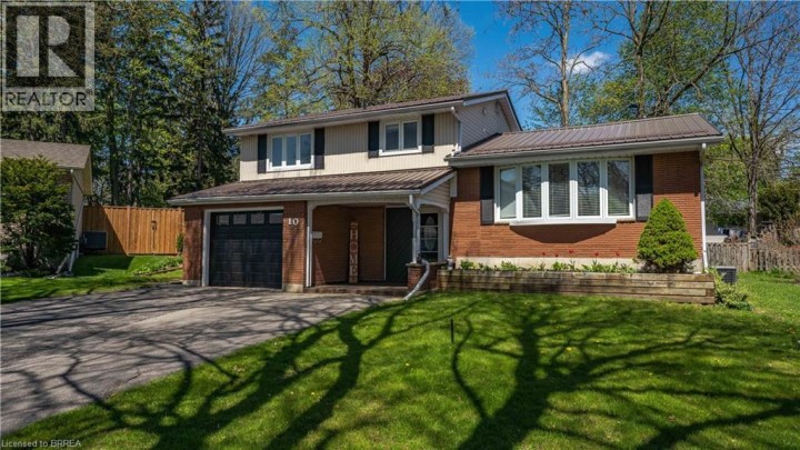 Photo 1 at 10 Aaron Place, Grand Woodlands, Brantford