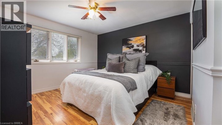 Photo 12 at 10 Aaron Place, Grand Woodlands, Brantford