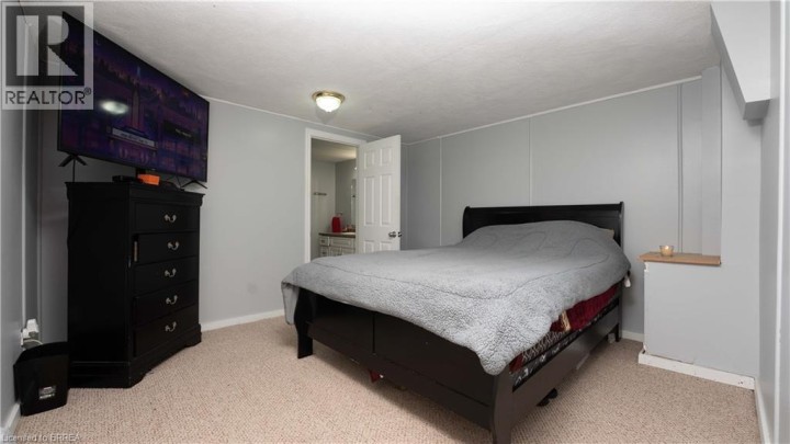 Photo 17 at 10 Aaron Place, Grand Woodlands, Brantford