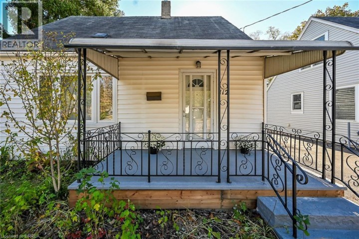 Photo 4 at 112 Wilkes Street, Abigail / Lyons, Brantford