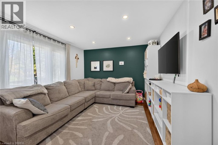 Photo 17 at 112 Wilkes Street, Abigail / Lyons, Brantford