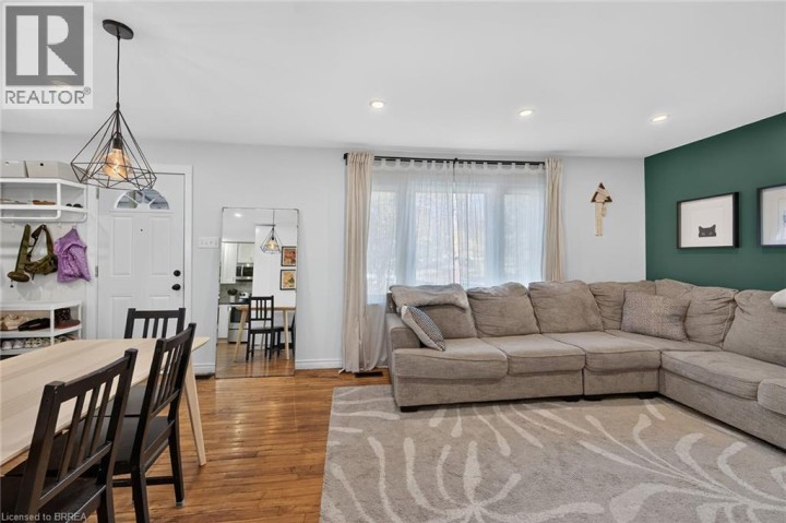 Photo 18 at 112 Wilkes Street, Abigail / Lyons, Brantford