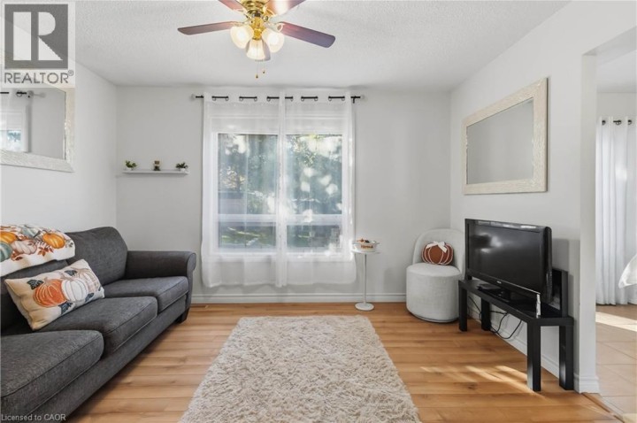 Photo 10 at 24 Jasper Street, Brantwood Park, Brantford
