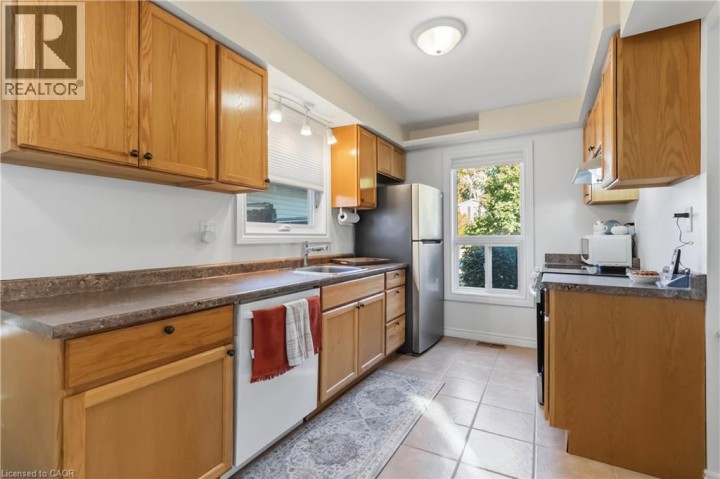 Photo 17 at 24 Jasper Street, Brantwood Park, Brantford