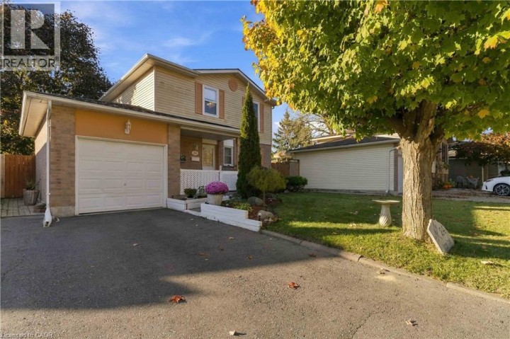 Photo 3 at 24 Jasper Street, Brantwood Park, Brantford