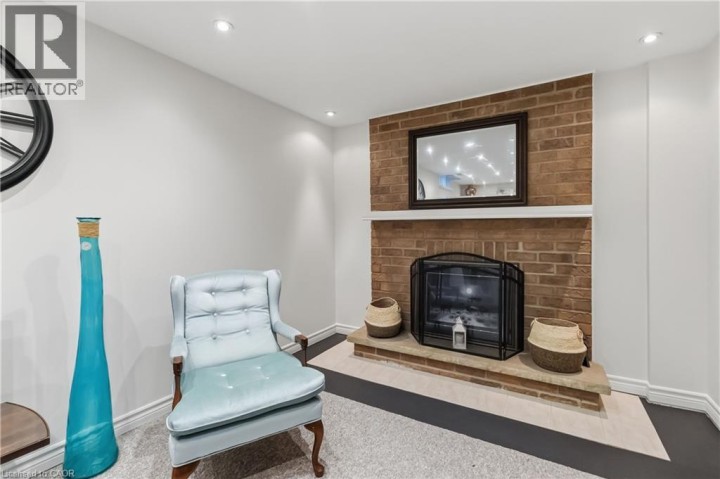 Photo 34 at 24 Jasper Street, Brantwood Park, Brantford